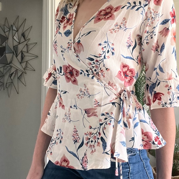 Floral 1/2 Sleeve Tie Blouse - Picture 4 of 14